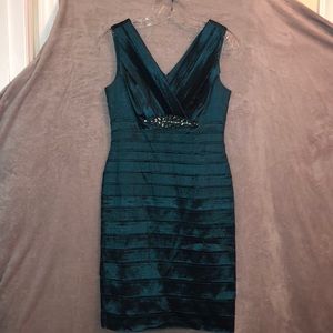 Jessica Howard turquoise pleated dress